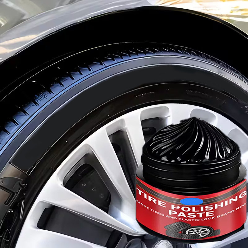 Rénovateur noir pour pneus protection UV longue durée